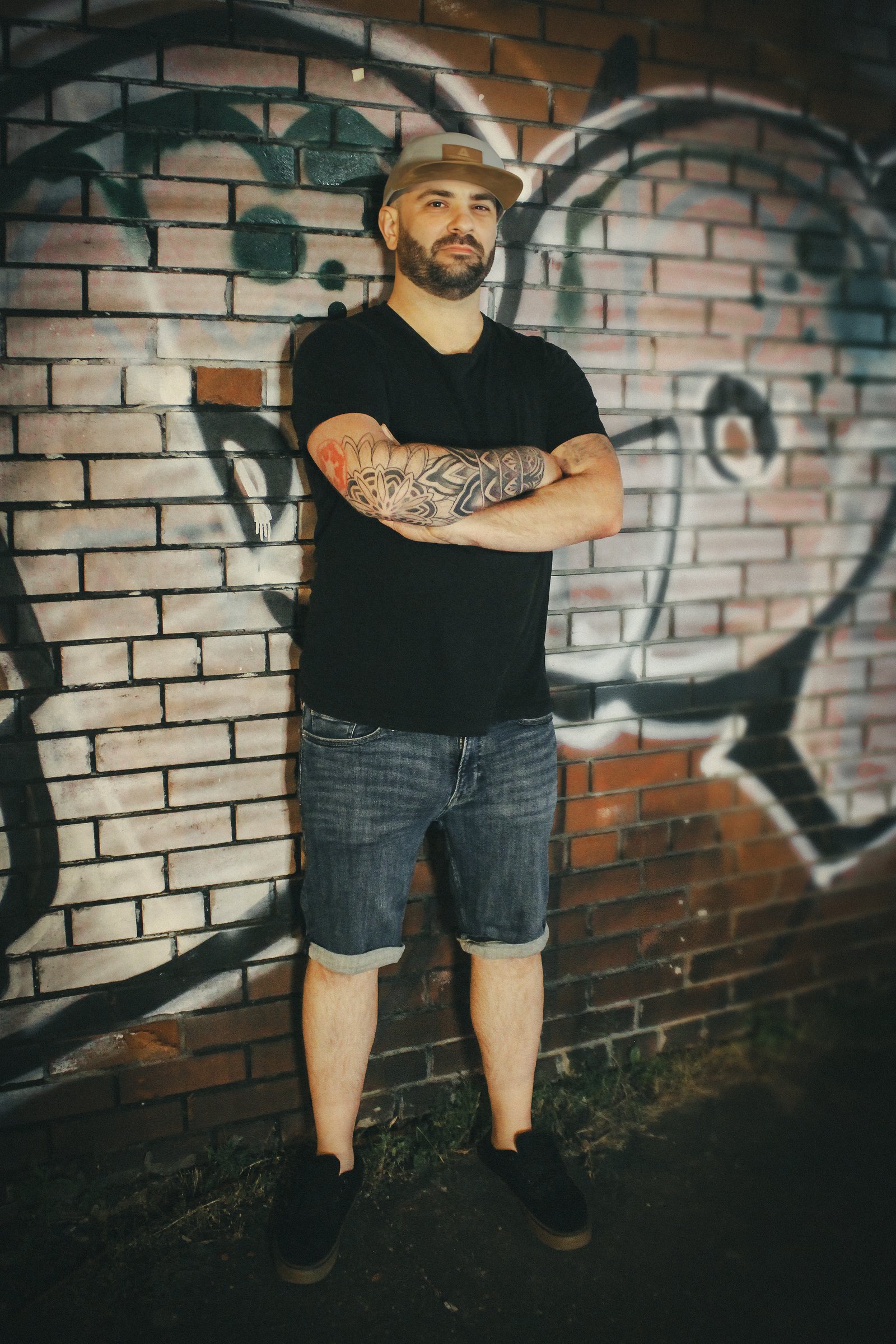 Chris — vocals